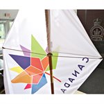 ÉPANDEUR DE DRAPEAU